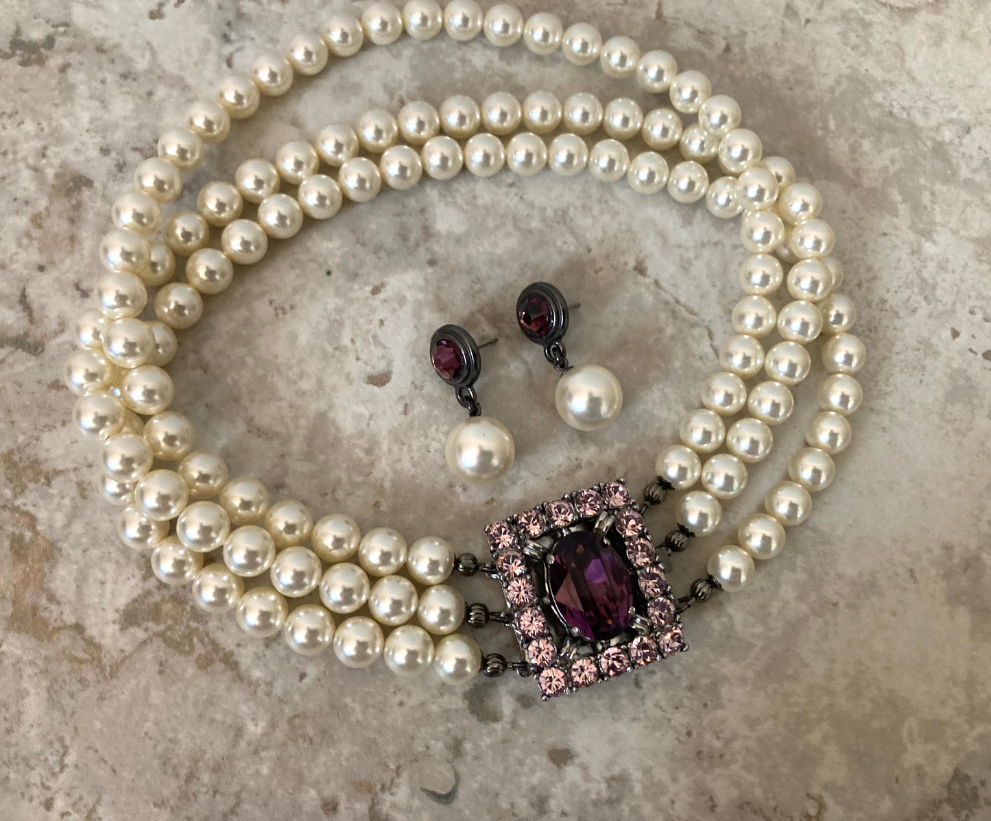 Pearl Choker with Amethyst Purple Rhinestone Clasp focal Cream Swarovski pearls Earrings included birthday gifts wedding jewelry historical style