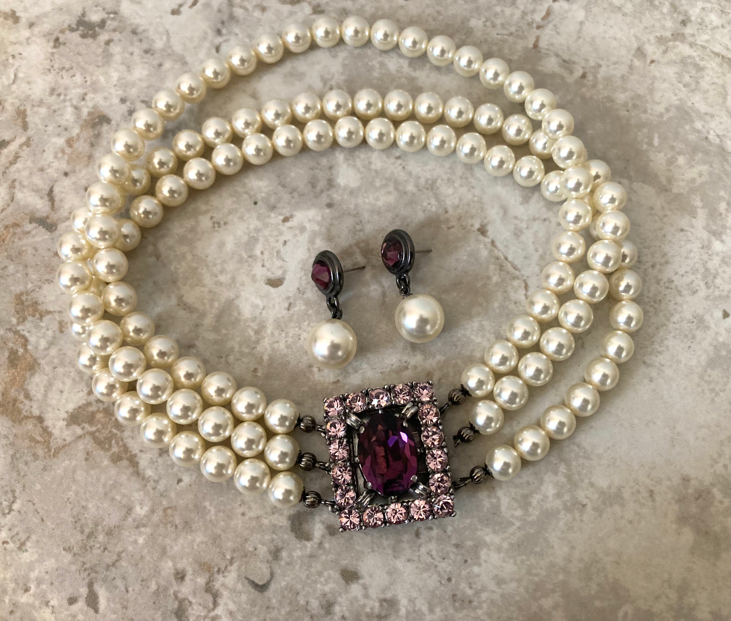 Pearl Choker with Amethyst Purple Rhinestone Clasp focal Cream Swarovski pearls Earrings included birthday gifts wedding jewelry historical style