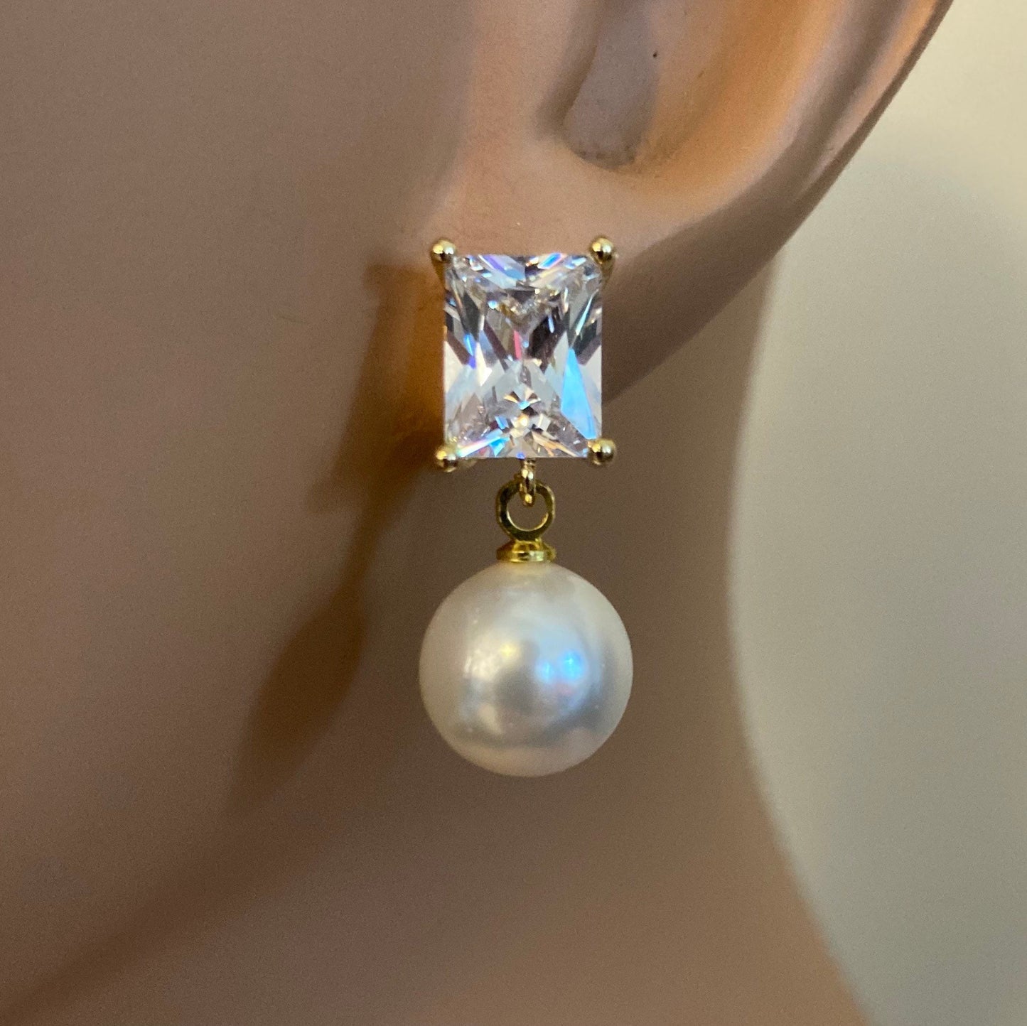 Classic Pearl Earrings in Gold Pearl Wedding Earrings White Cream Ivory Gold or Silver Emerald Cut rhinestone post mother of the bride