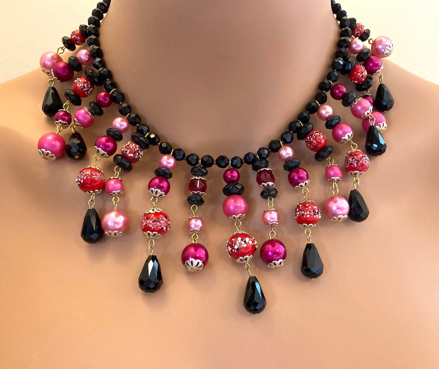Fringe Necklace Set in Black and Pink bib necklace with vintage beads in hot pink red and black in a fringe collar style. Earrings included