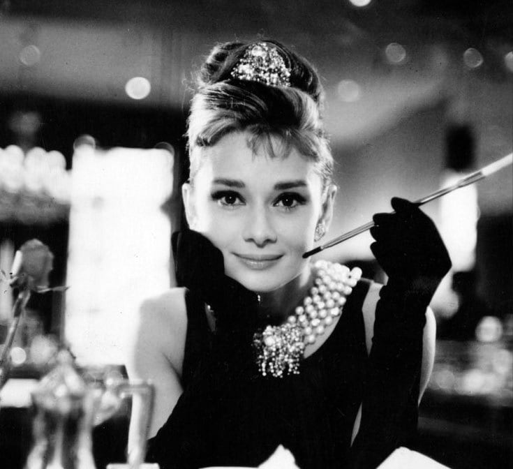 Backwards Pearl Necklace Audrey Hepburn style replica with brooch 5 multi strands Crystal Pearls backdrop back drape Holly Golightly